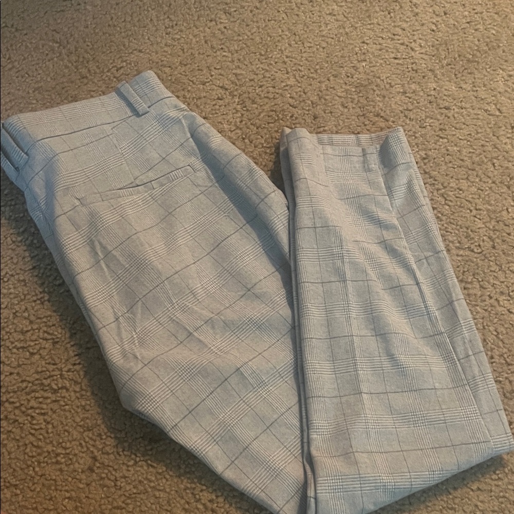 Ladies Gray Checkered Pants